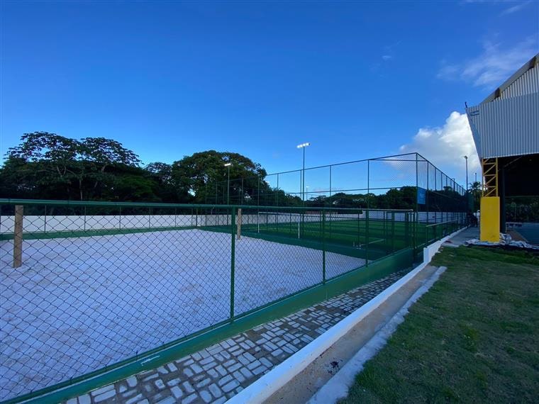 Malhadas recebe Complexo Esportivo