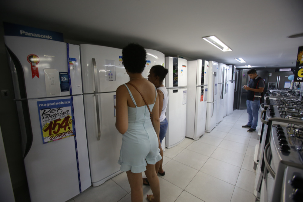 Governo estuda redução de impostos para itens da linha branca