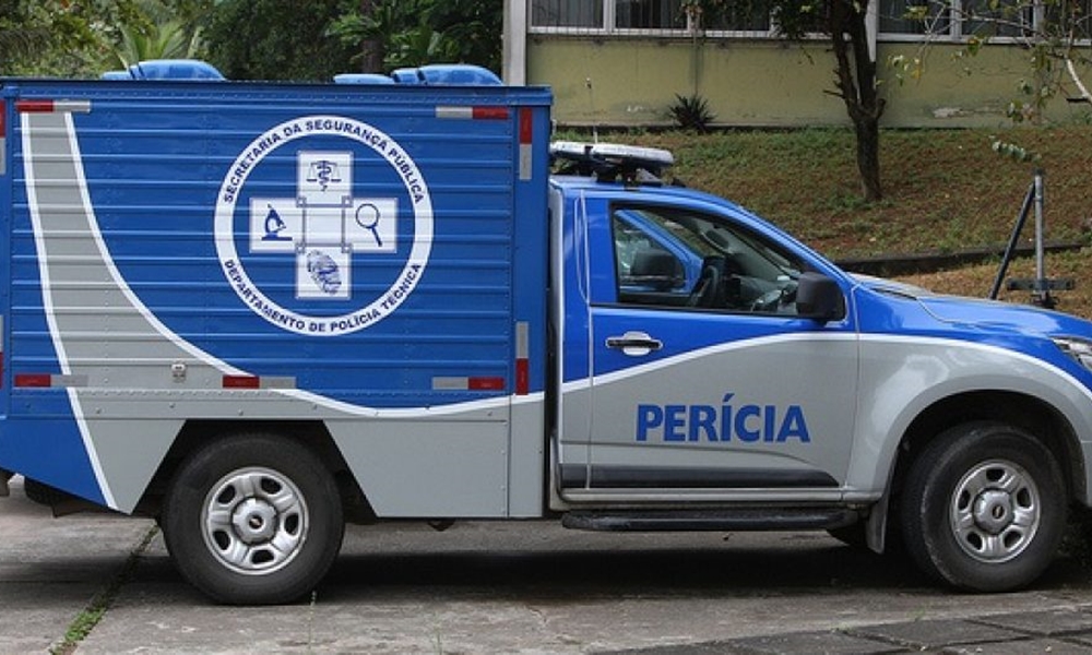 Homem mata esposa e se entrega à polícia em Salvador