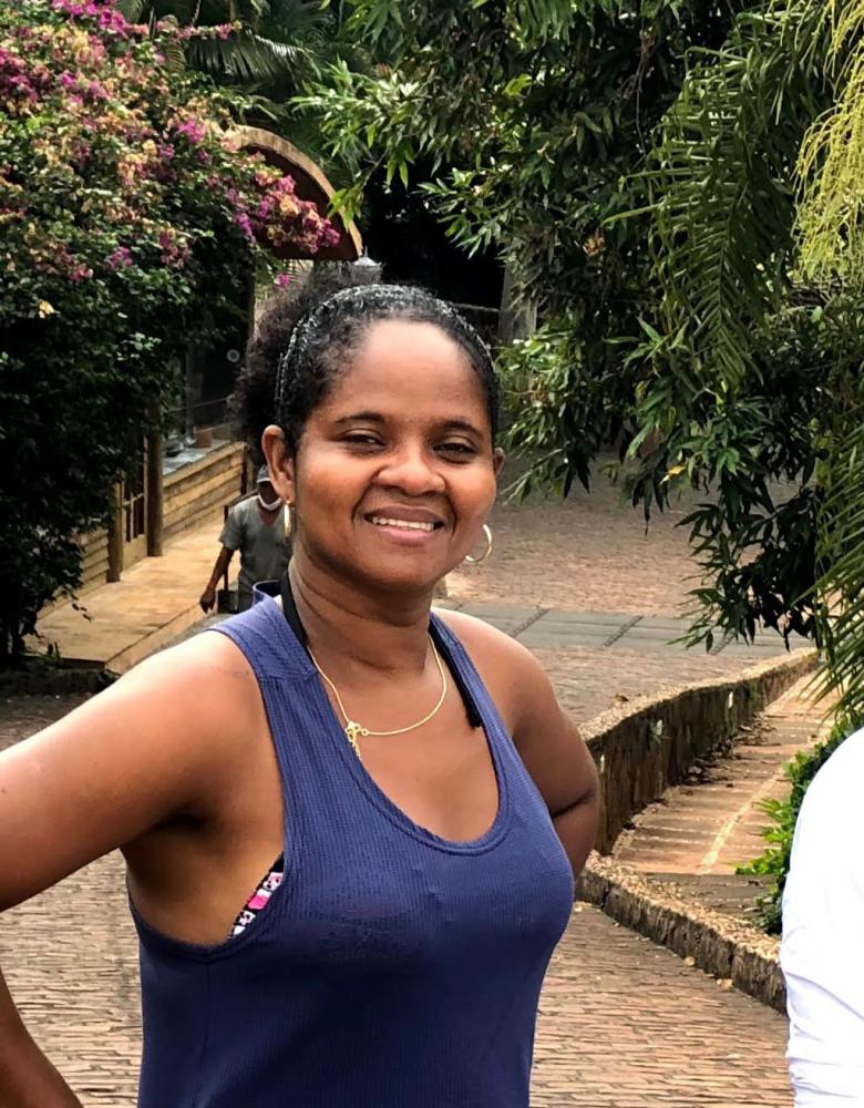 Família procura por mulher desaparecida há 48 horas em Praia do Forte