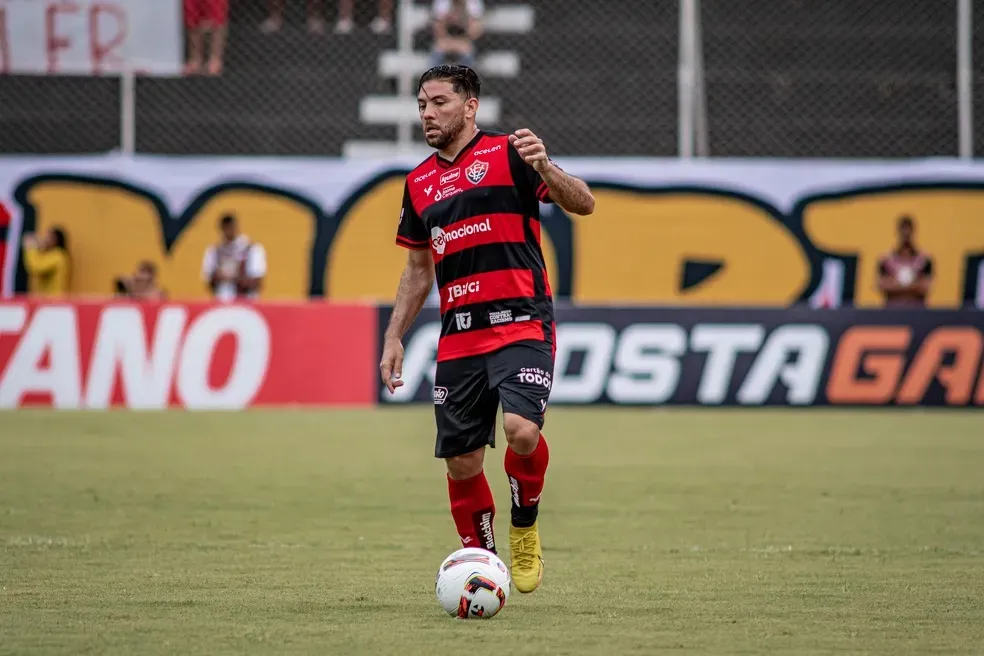 Diego Torres encaminha acerto com clube da Série C