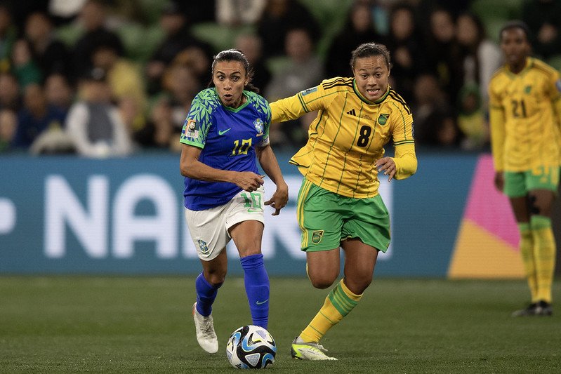 Brasil empata com a Jamaica e é eliminado na fase de grupos da Copa Feminina
