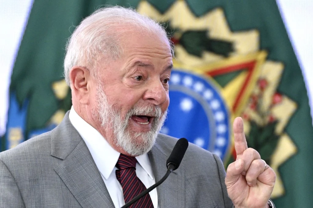 Lula admite “ajustes” em ministérios a partir da próxima semana