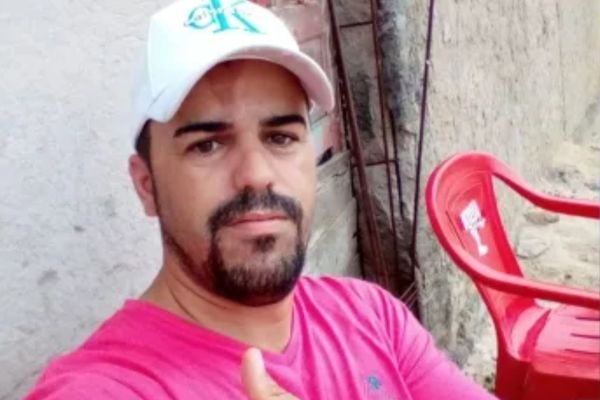 Motorista por aplicativo é morto a tiros por dupla de moto em Eunápolis