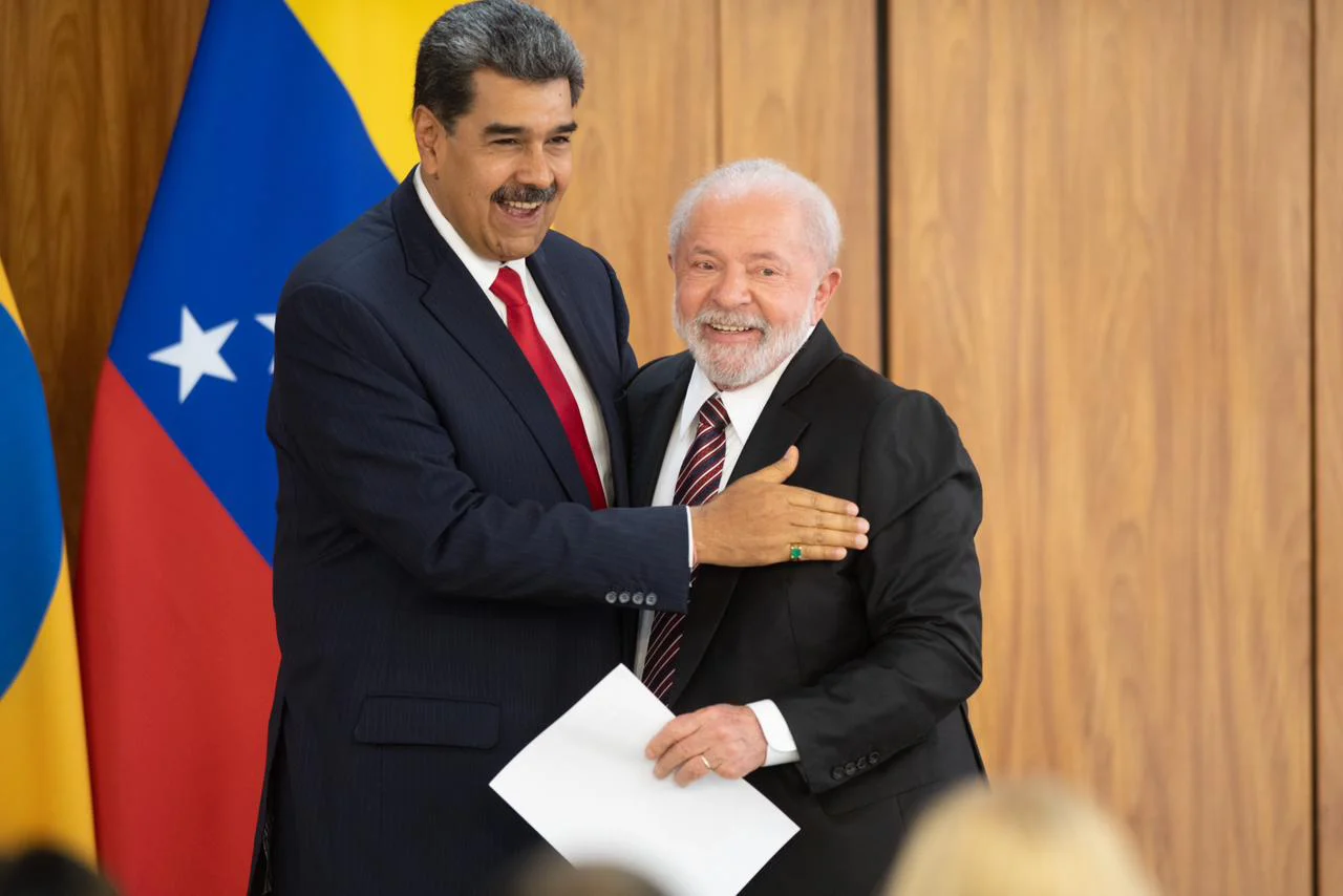 Lula recebe ditador Maduro no Brasil pela segunda vez em menos de 2 meses 