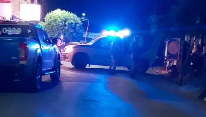 Jovem é morto a tiros dentro de residência em Camaçari