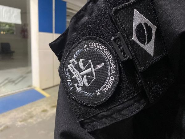 Policiais envolvidos em extorsão e sequestro são alvos de operação