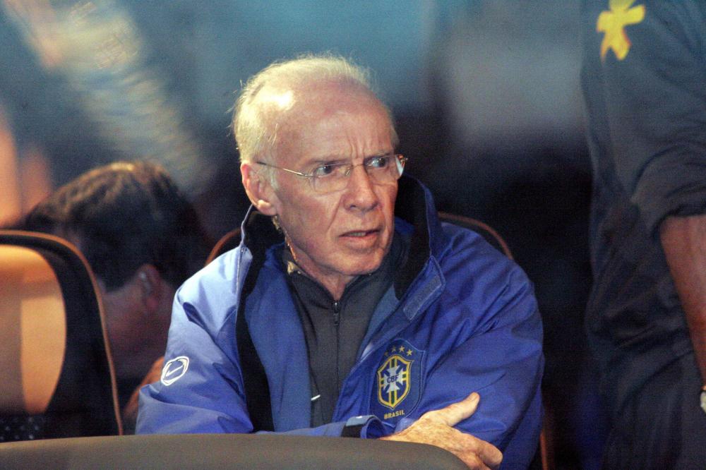Zagallo é internado após diagnóstico de infecção urinária
