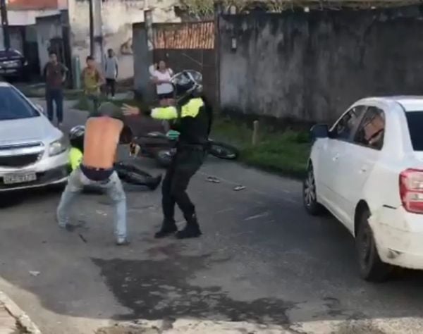 Homem atropela agente de trânsito ao tentar fugir de fiscalização em Camaçari