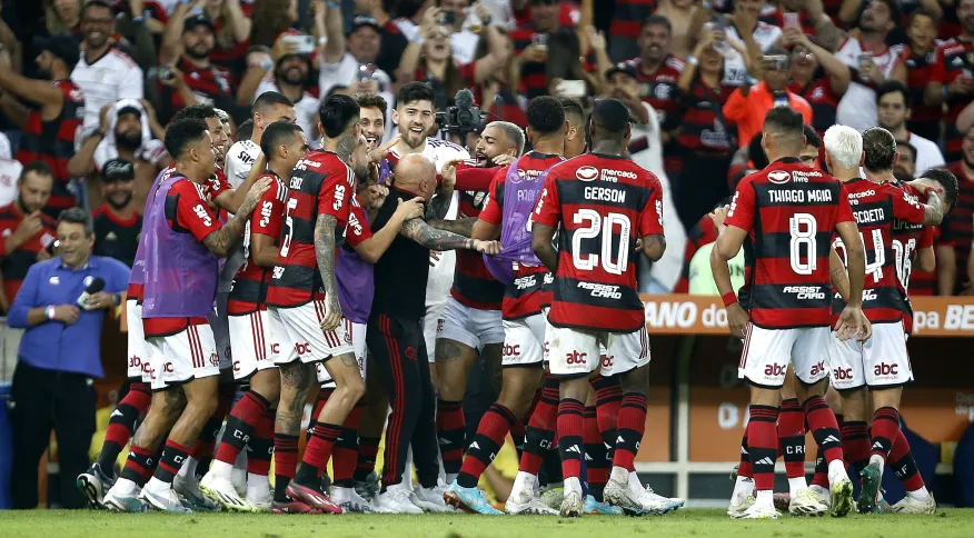 Flamengo volta a vencer o Grêmio e vai decidir a Copa do Brasil contra o São Paulo