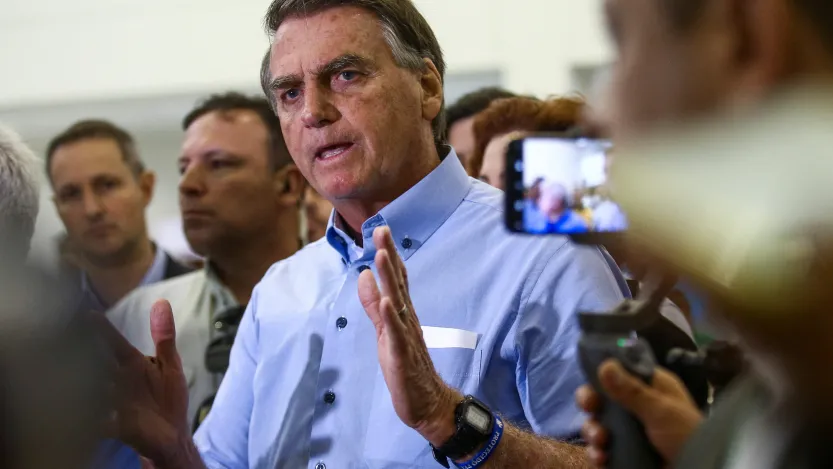 Bolsonaro desmente depoimento de hacker à CPMI: ‘Tem fantasia’ 