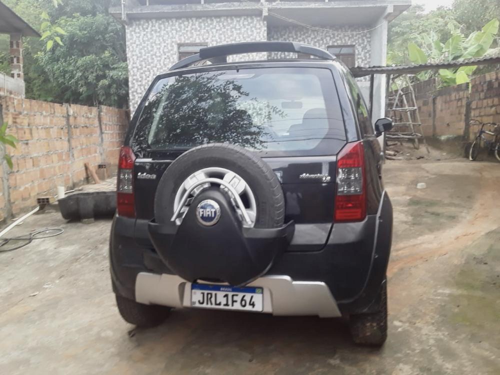 Carro é tomado de assalto na porta de casa no Entroncamento