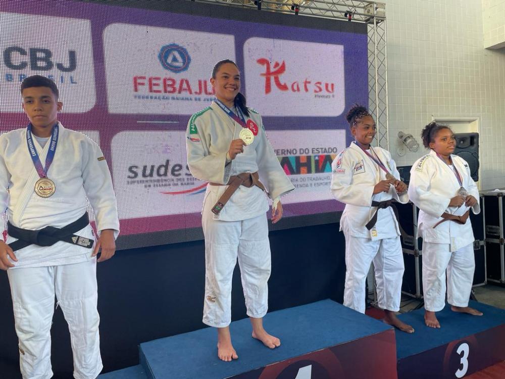 Matense conquista 1ª lugar no Sub 21 e Sênior em Campeonato Baiano de Judô