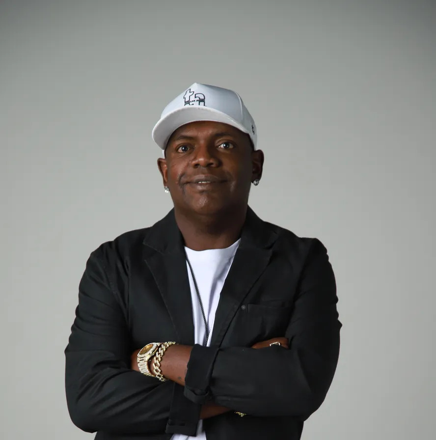 Após dois meses internado, MC Marcinho morre aos 45 anos