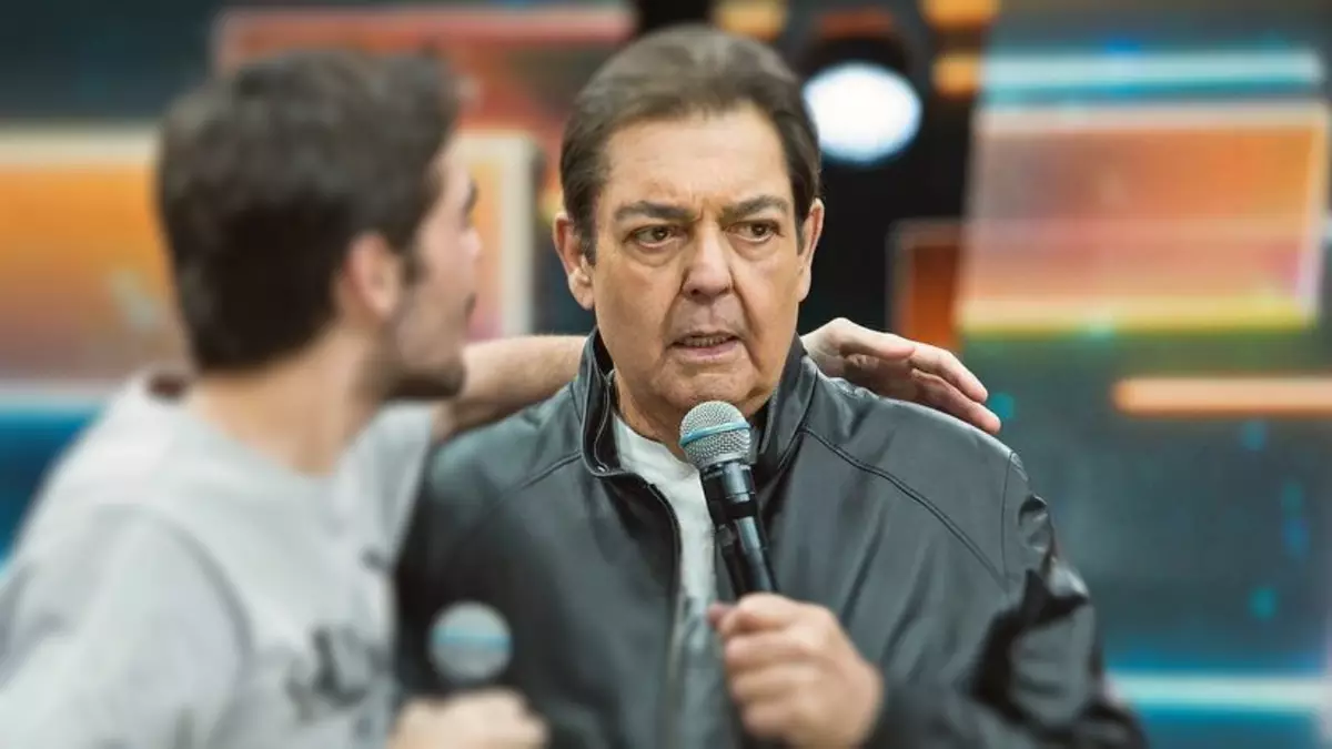 Faustão teve prioridade por gravidade do caso, diz Ministério da Saúde