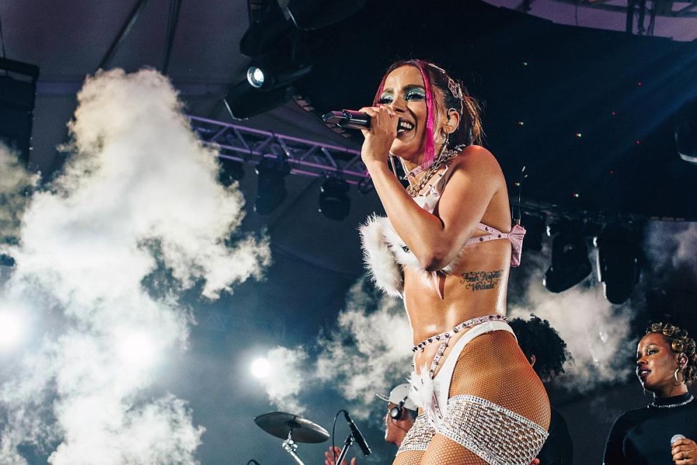 Anitta cantará no Festival Virada Salvador