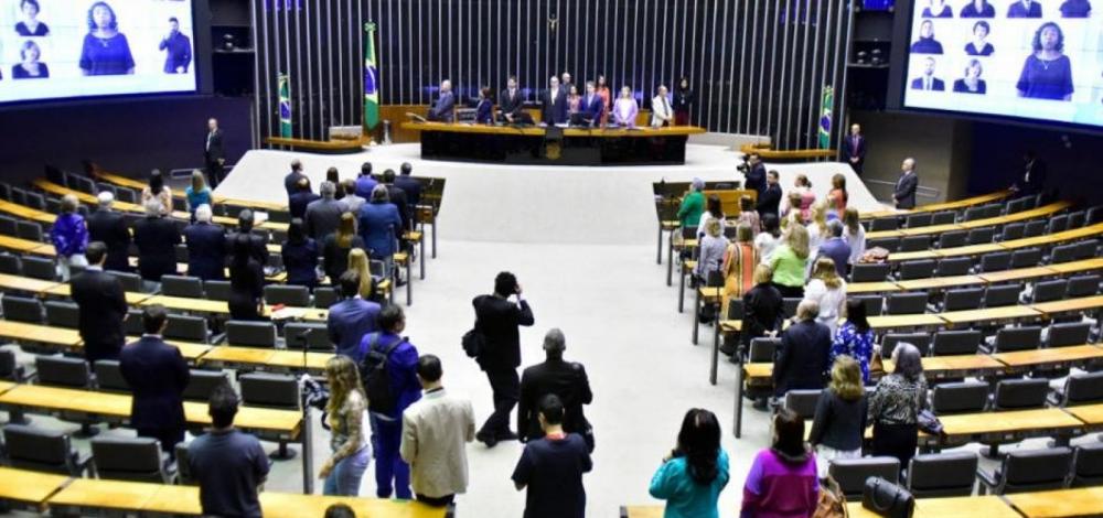 Câmara aprova manutenção da desoneração da folha de municípios até 2027