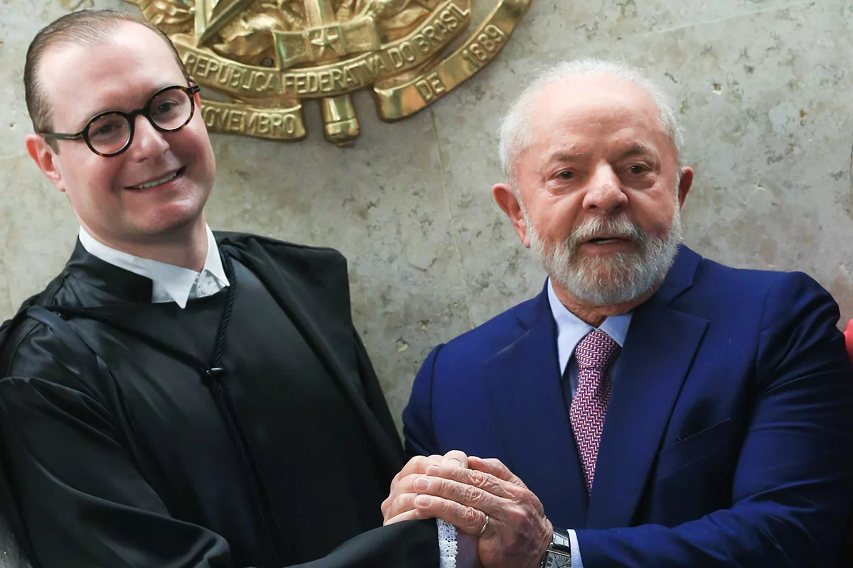 Após críticas a Zanin, Lula defende que votos no STF sejam secretos