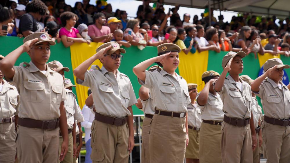 Dias d’Ávila celebra Bicentenário da Independência com lindo desfile 