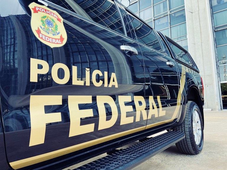 PF cumpre mandados de busca e apreensão contra fraude em licitações no Extremo Sul 
