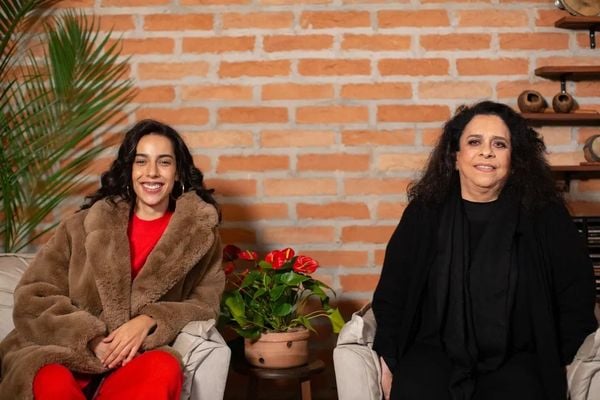 Marina Sena comparada a Gal: relaxe que foi sucesso, gata