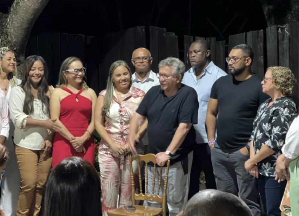 Plenária do PT aprova pré-candidatura à prefeita de ex-secretária de Jussara