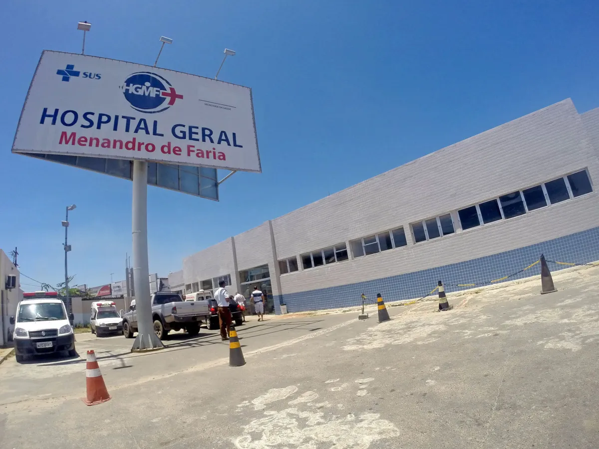 Homem de 22 anos é executado a tiros em Lauro de Freitas
