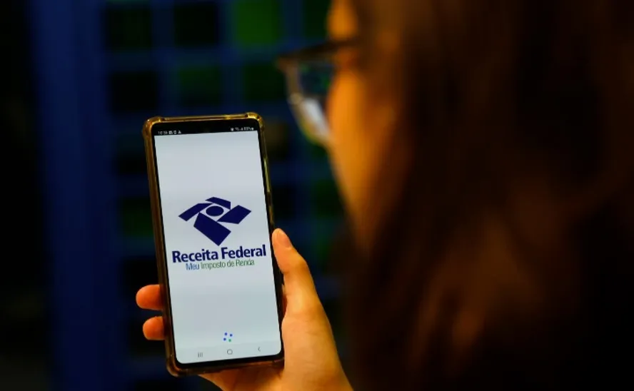 Receita abre consulta ao 5º lote; confira se chegou sua vez