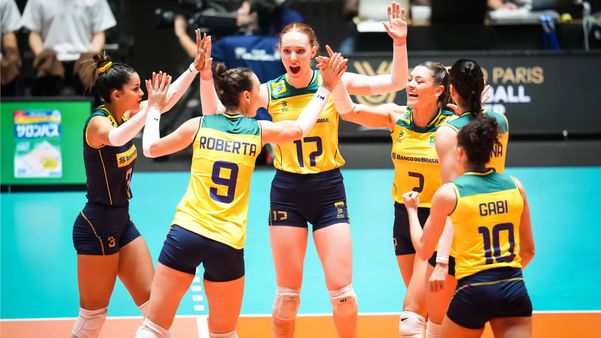 Seleção feminina de vôlei bate Japão por 3 sets a 2 e garante vaga nos Jogos Olímpicos de Paris