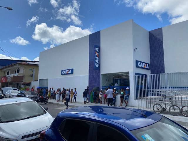 Criminosos instalam 