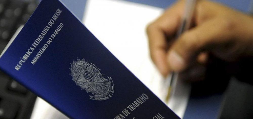 Brasil registra taxa de desemprego em 7,8%, menor valor desde 2014