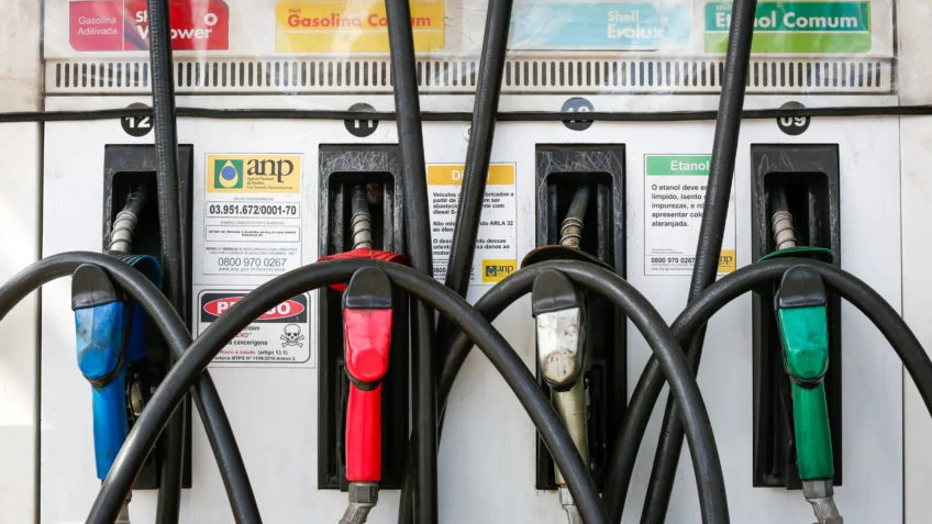 Governo aumenta imposto sobre o diesel 