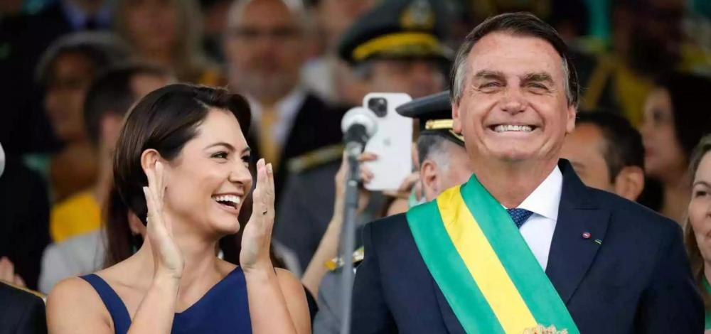 PL pagou R$ 870 mil a Bolsonaro, Michelle, Braga Netto e 11 assessores