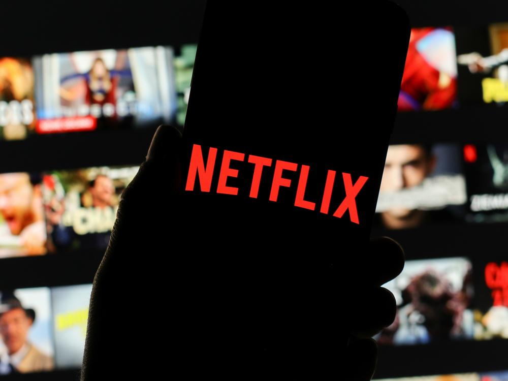 Netflix planeja aumentar tarifas de preços após greves de roteiristas e atores