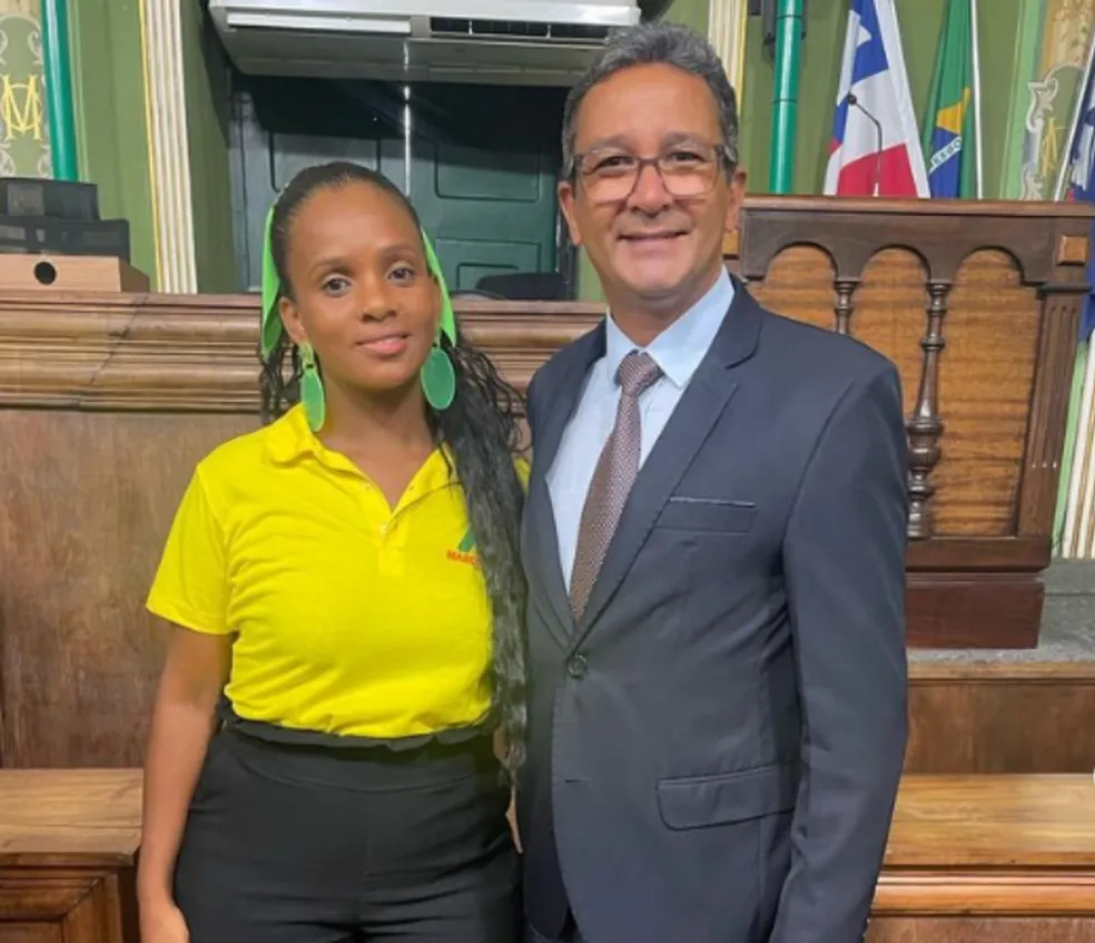Assessora de vereador é presa em operação de combate ao tráfico de armas e drogas em Salvador