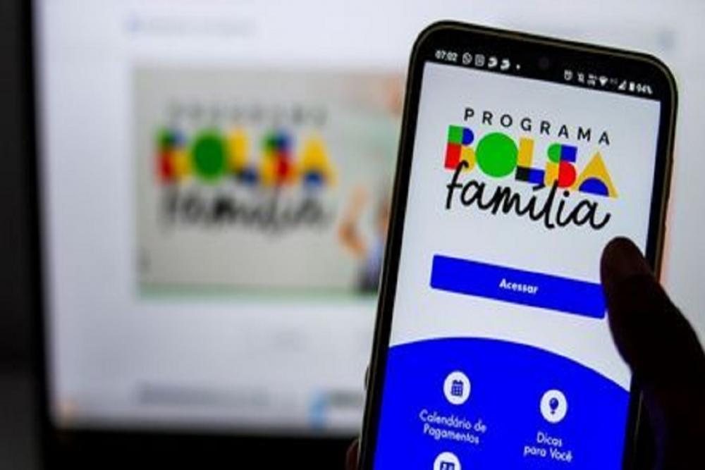 Bolsa Família de outubro começa a ser pago com benefício extra a bebês