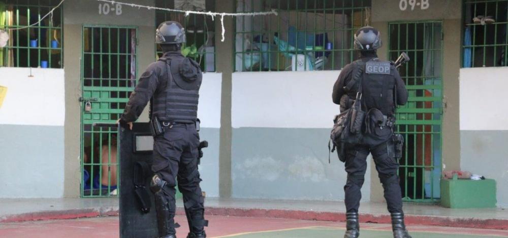Grupo de detentos foge do Complexo Prisional de Mata Escura