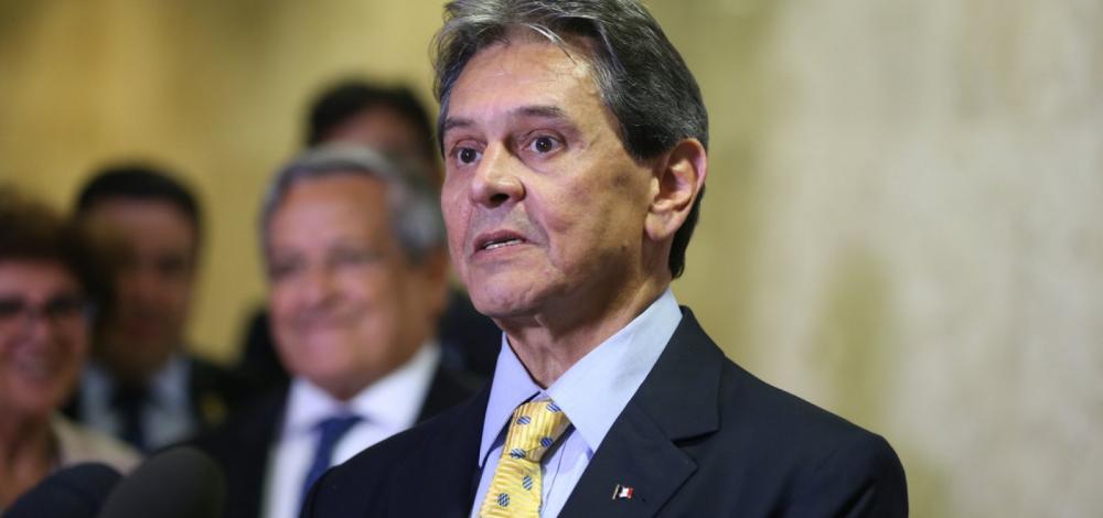 Roberto Jefferson tem 20% da aposentadoria descontada para pagar Alexandre de Moraes
