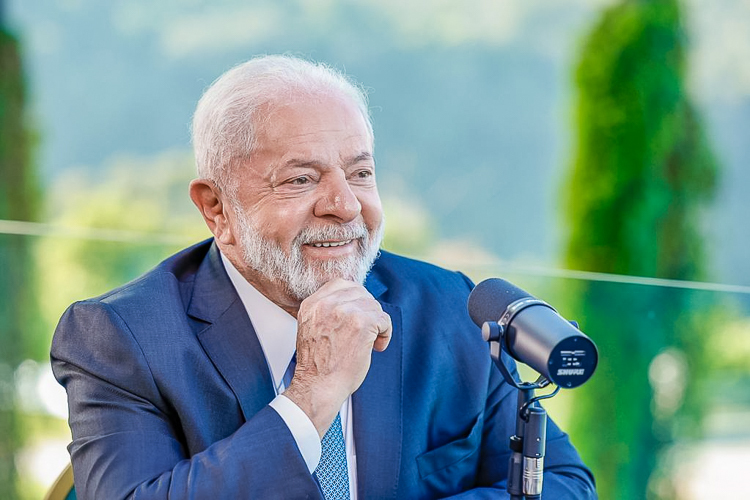 Lula completa 78 anos e pode se tornar presidente mais velho do Brasil