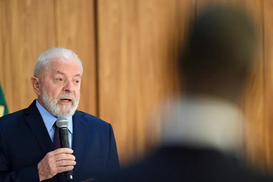 Governo quer usar Lei Paulo Gustavo em rádios comunitárias