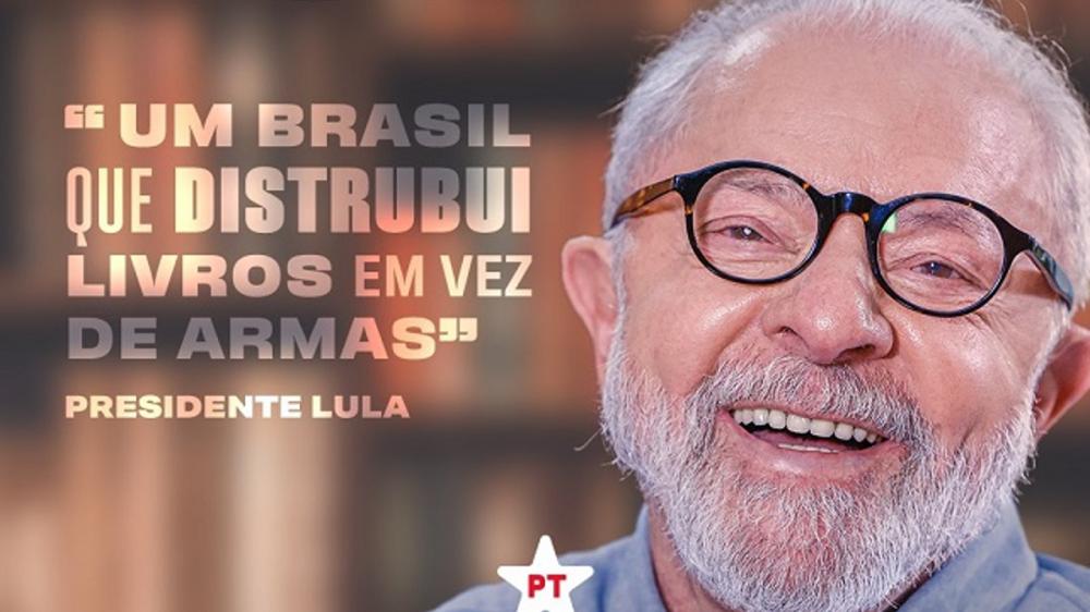 PT posta homenagem ao Dia do Livro com erro de português em frase atribuída a Lula