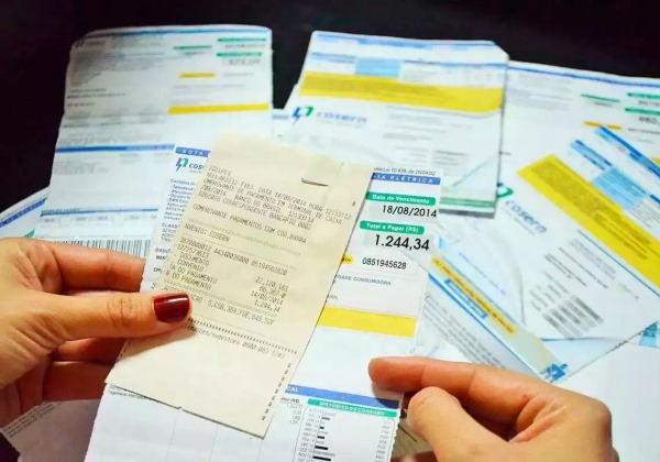 Aneel mantém conta de luz sem taxa extra em novembro