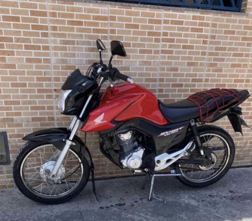 Trio faz arrastão em Mata de São João; motocicleta e celulares são tomados de assalto 