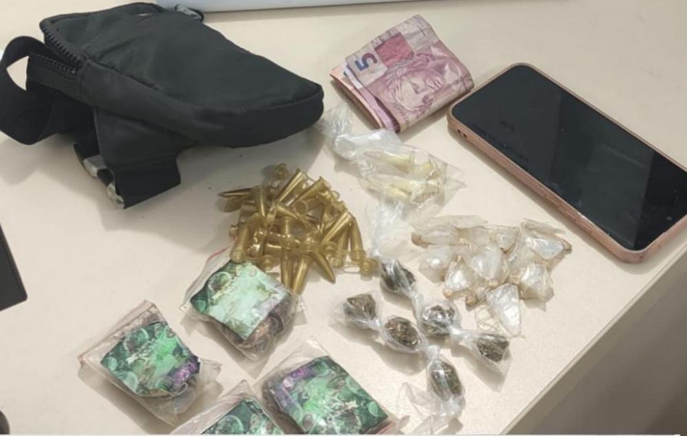 Jovem é preso com drogas no litoral de Mata de São João
