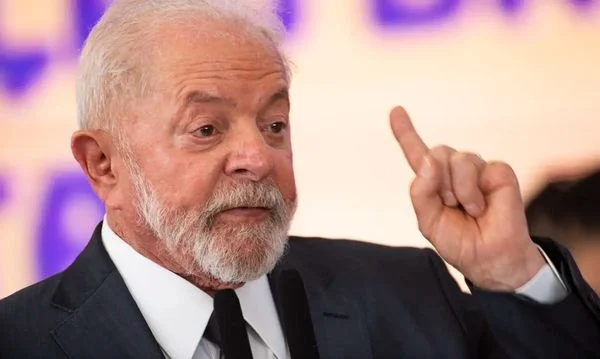 Lula formaliza indicação de quatro nomes para tribunal do Cade