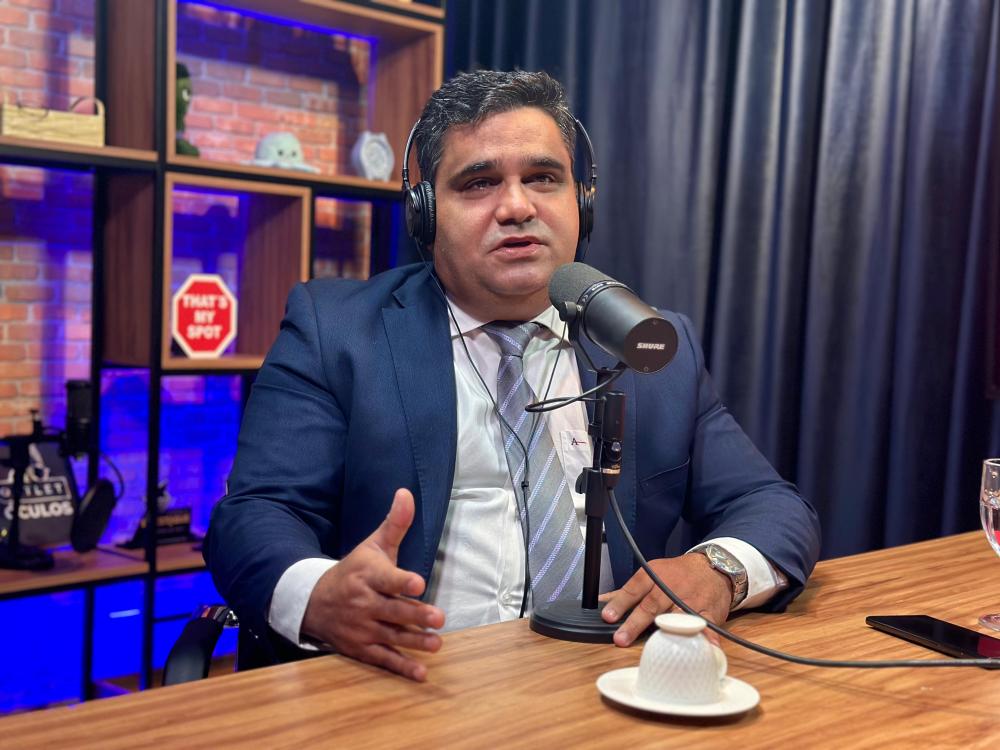 Thiago Saraiva declara apoio à reeleição de Castro e ressalta avanços 