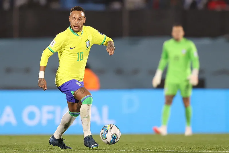 Neymar ficará de fora da Copa América-2024, diz médico da Seleção