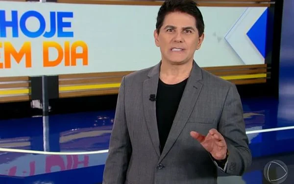 César Filho anuncia saída da Record após nove anos na emissora