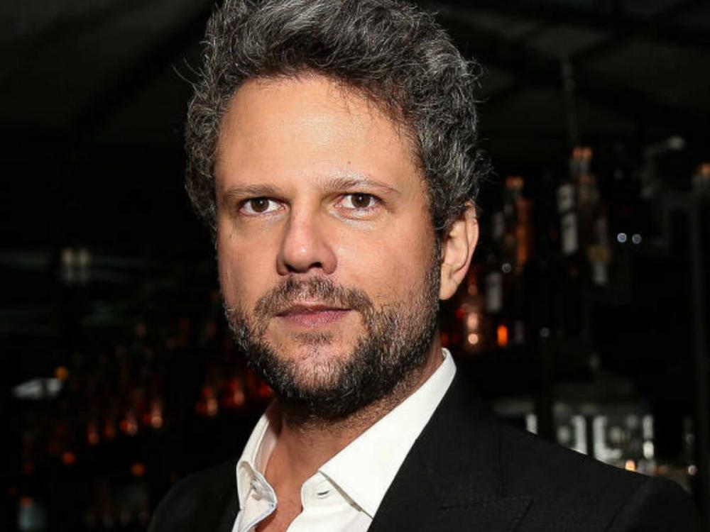 Prestes a completar 51 anos, Selton Mello lança autobiografia: 