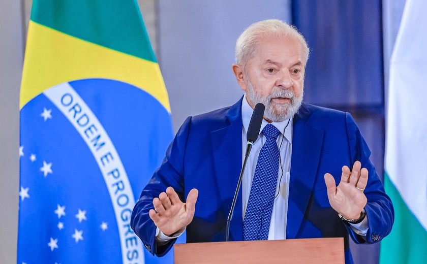 Lula sanciona lei que acelera registro de agrotóxicos no Brasil